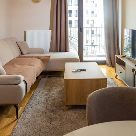 180° View Apartment In Diamond Building Skopje Exterior photo