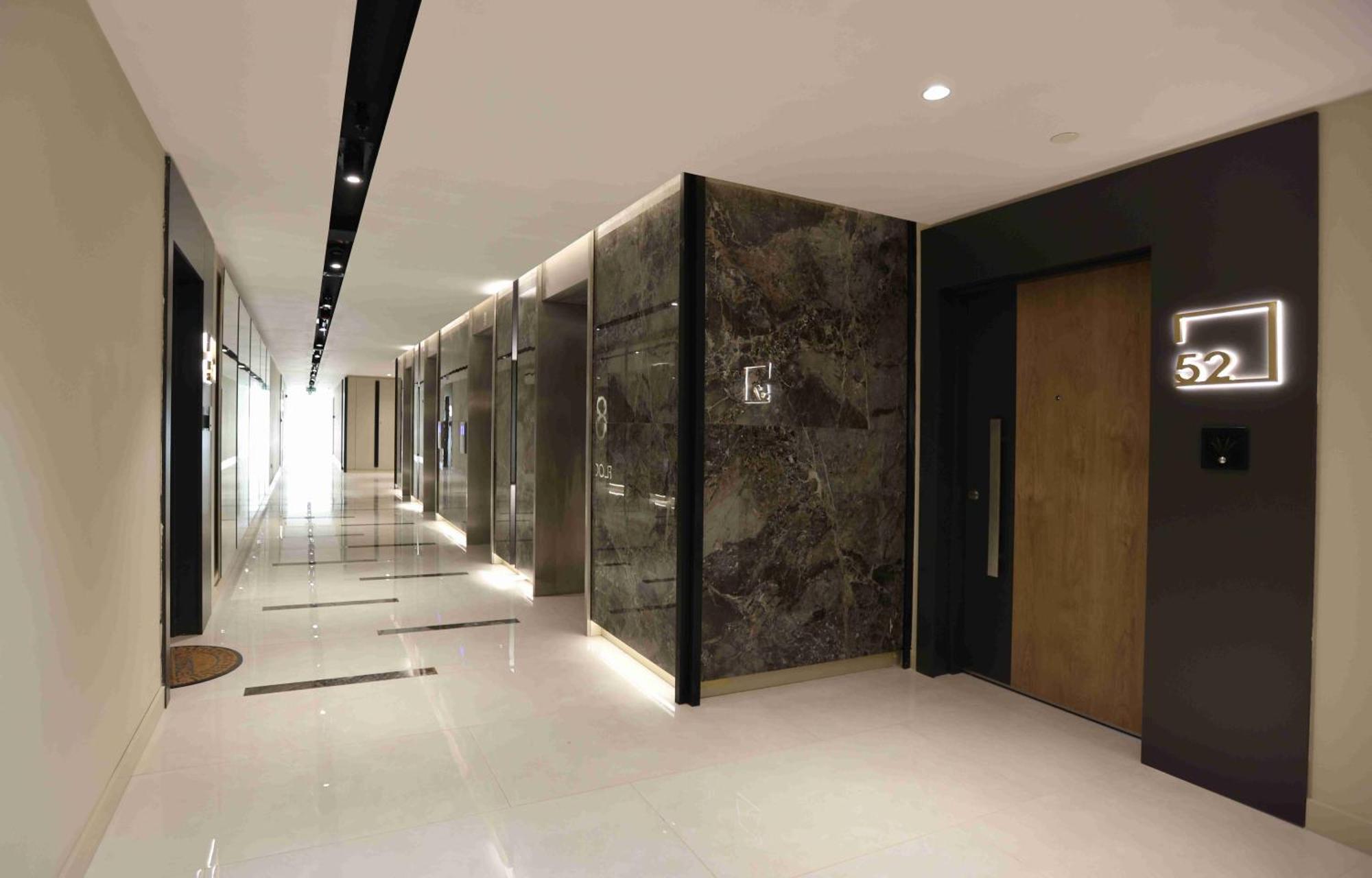 180° View Apartment In Diamond Building Skopje Exterior photo