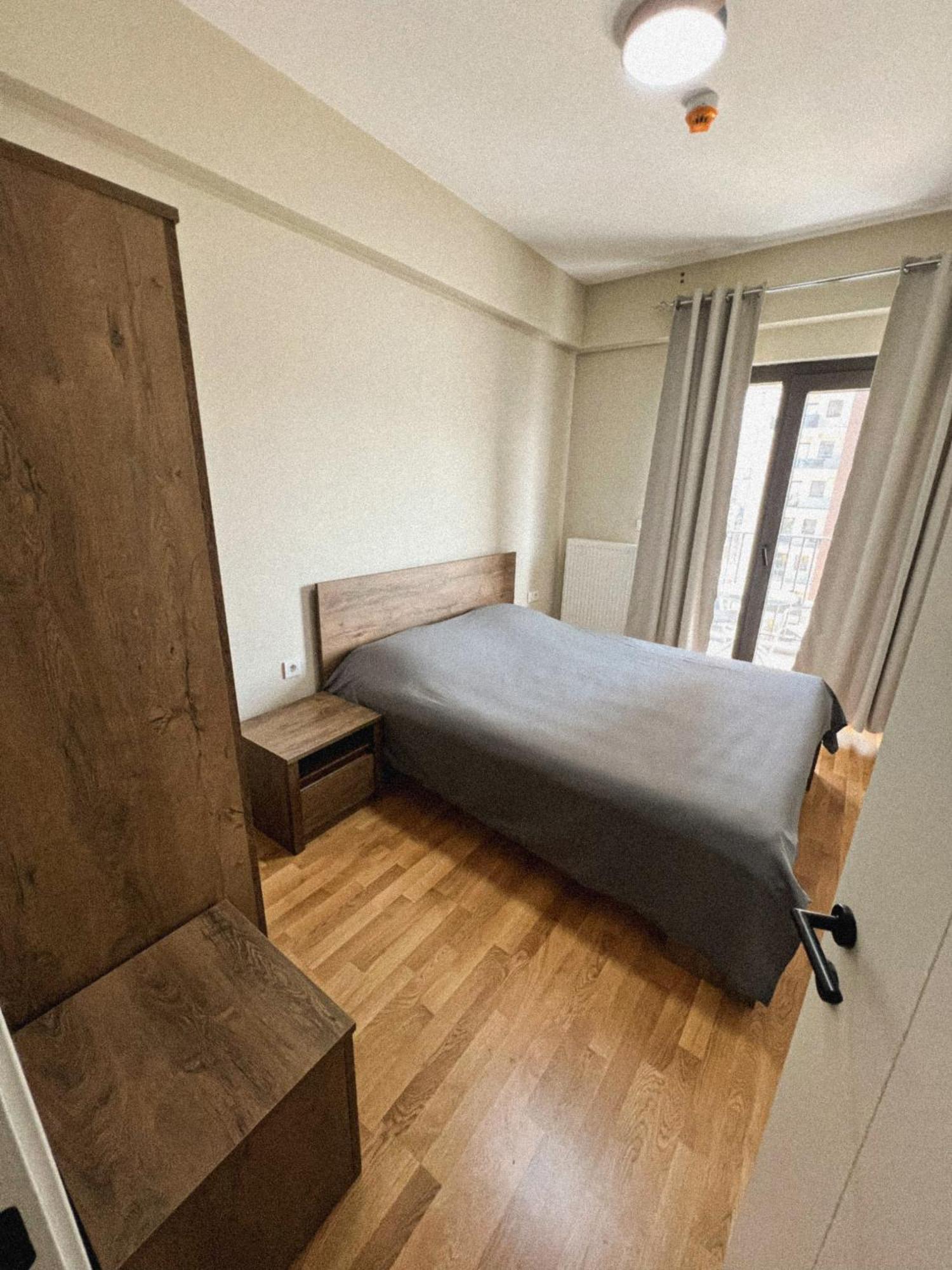 180° View Apartment In Diamond Building Skopje Exterior photo