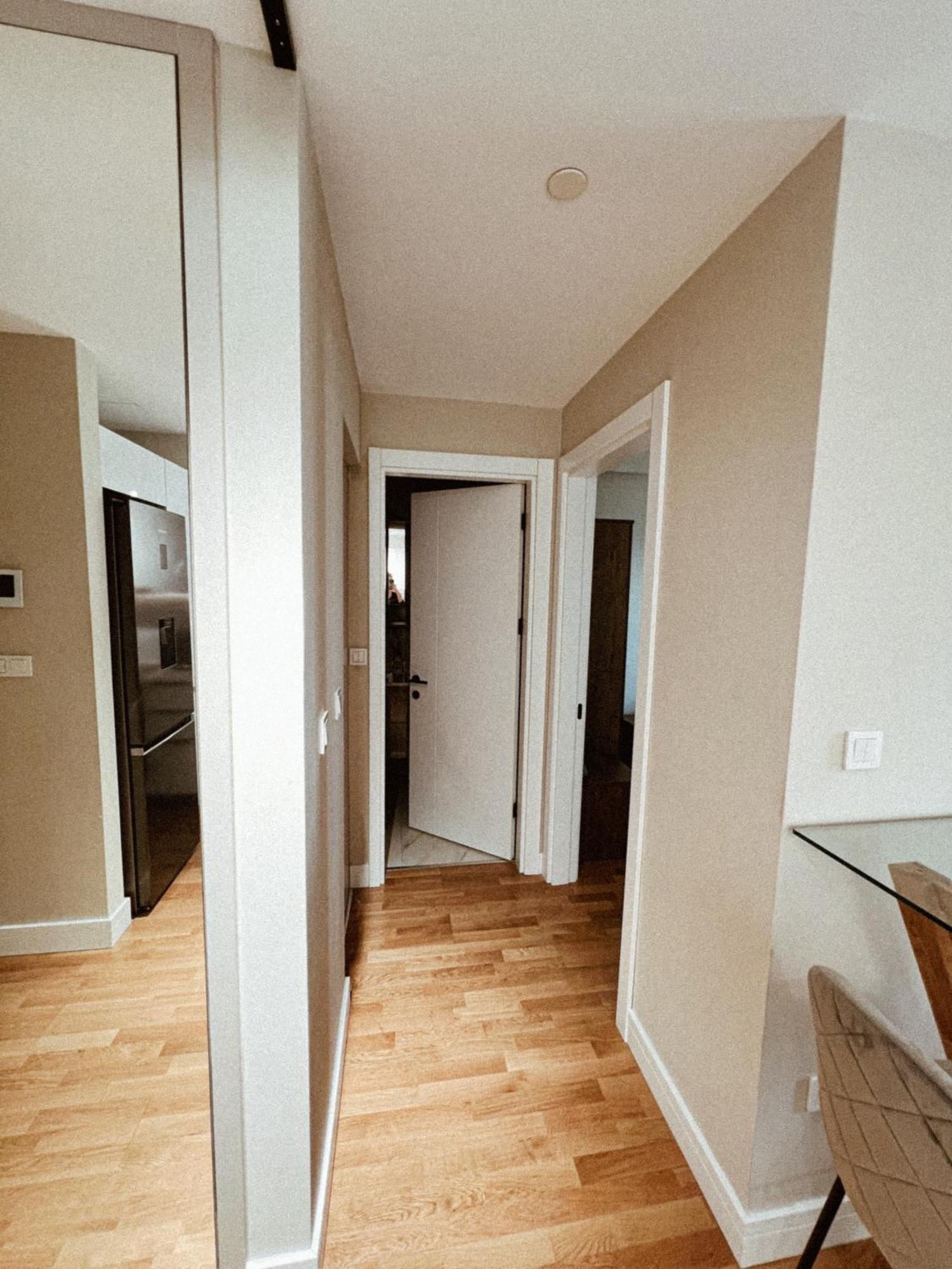 180° View Apartment In Diamond Building Skopje Exterior photo