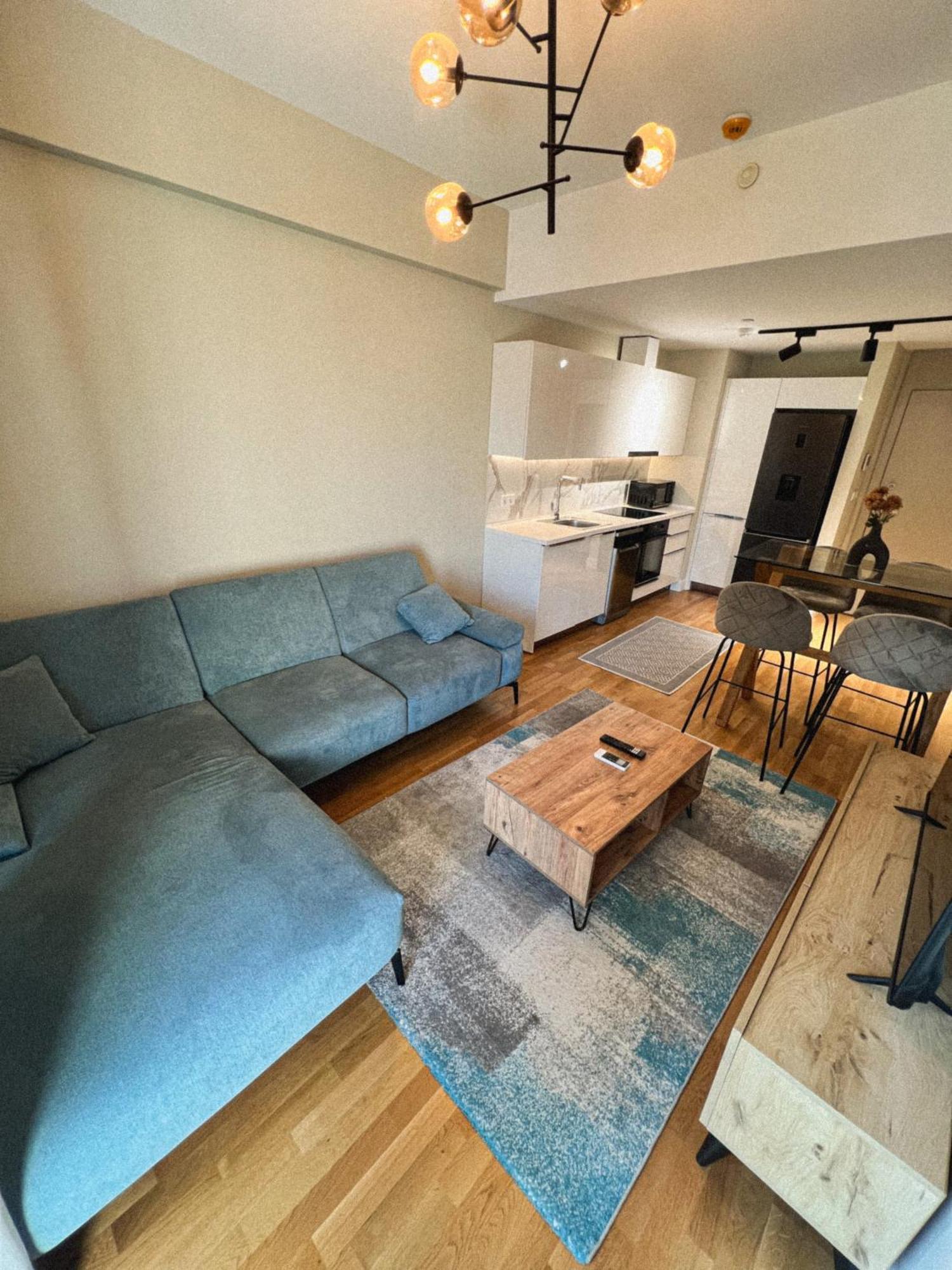 180° View Apartment In Diamond Building Skopje Exterior photo
