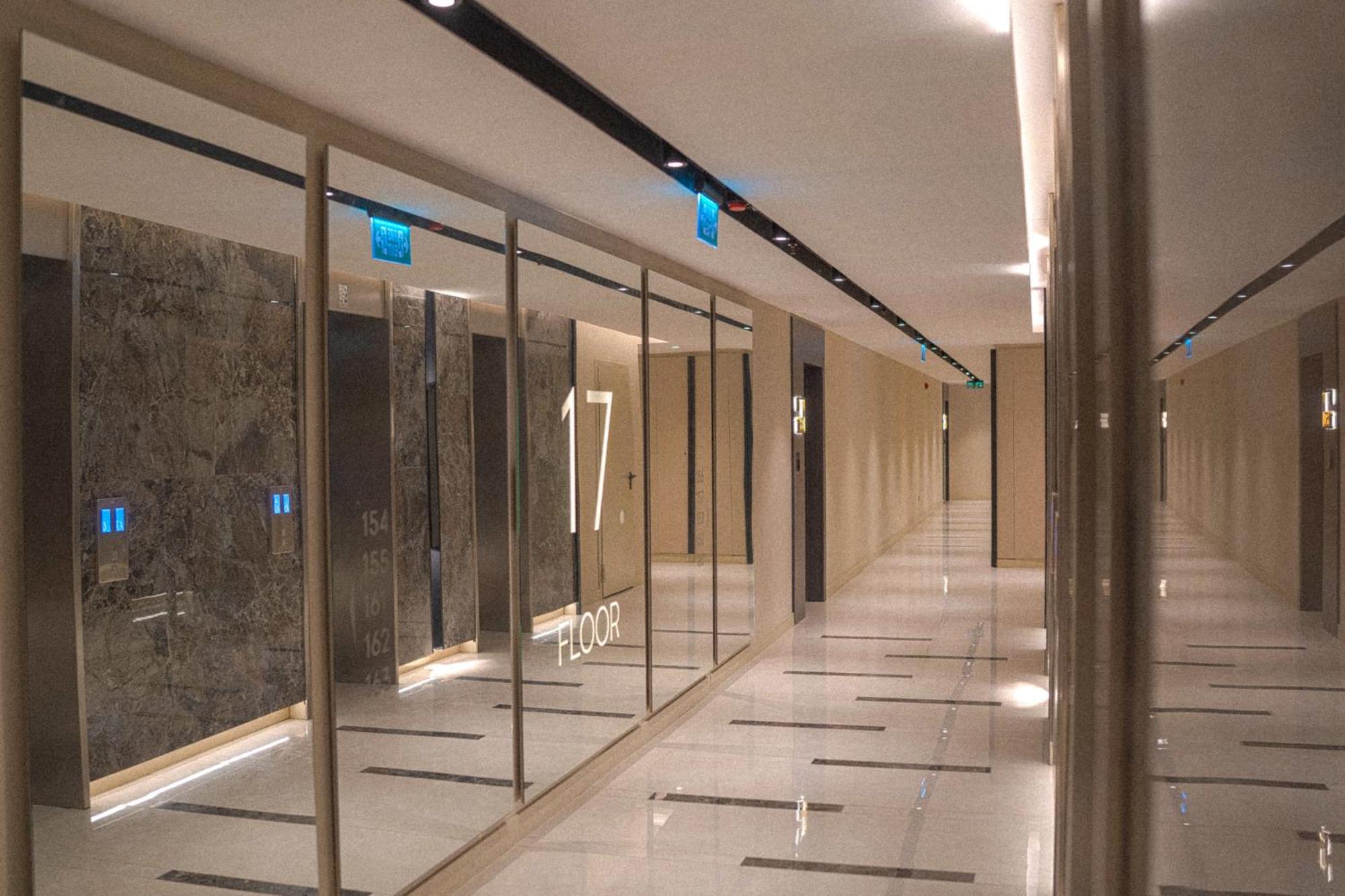 180° View Apartment In Diamond Building Skopje Exterior photo