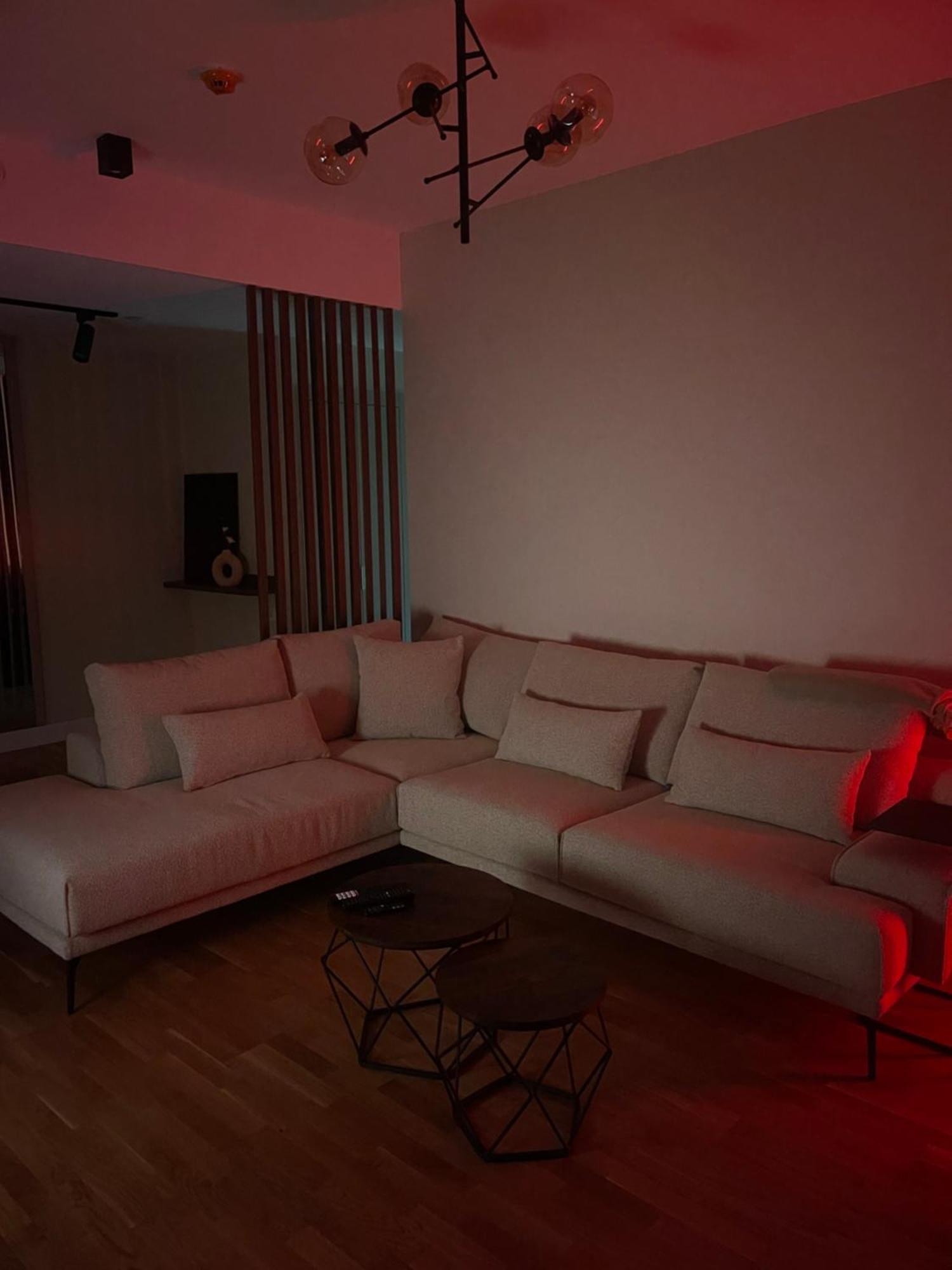 180° View Apartment In Diamond Building Skopje Exterior photo